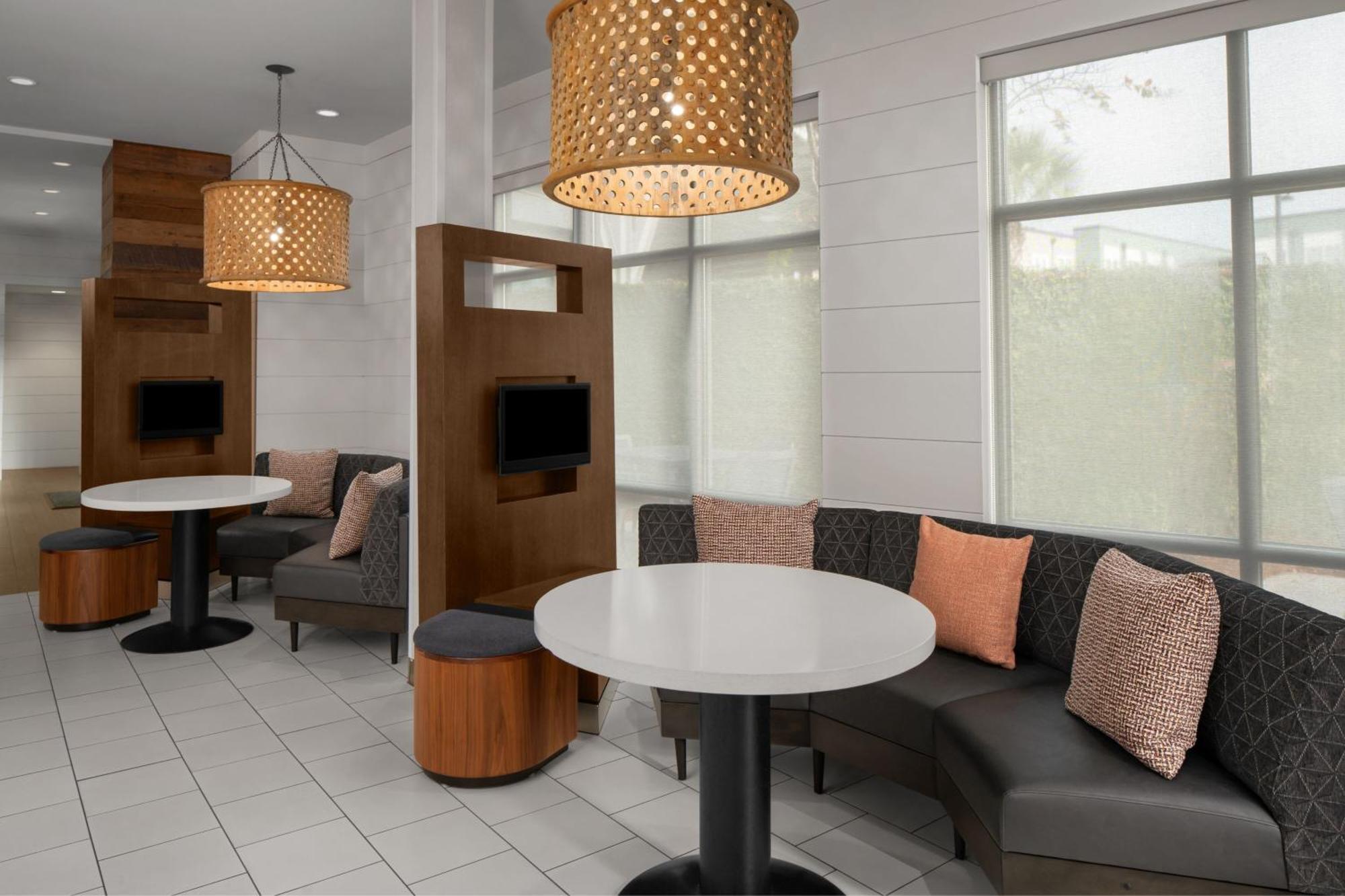 Courtyard By Marriott Charleston Summerville Exterior foto
