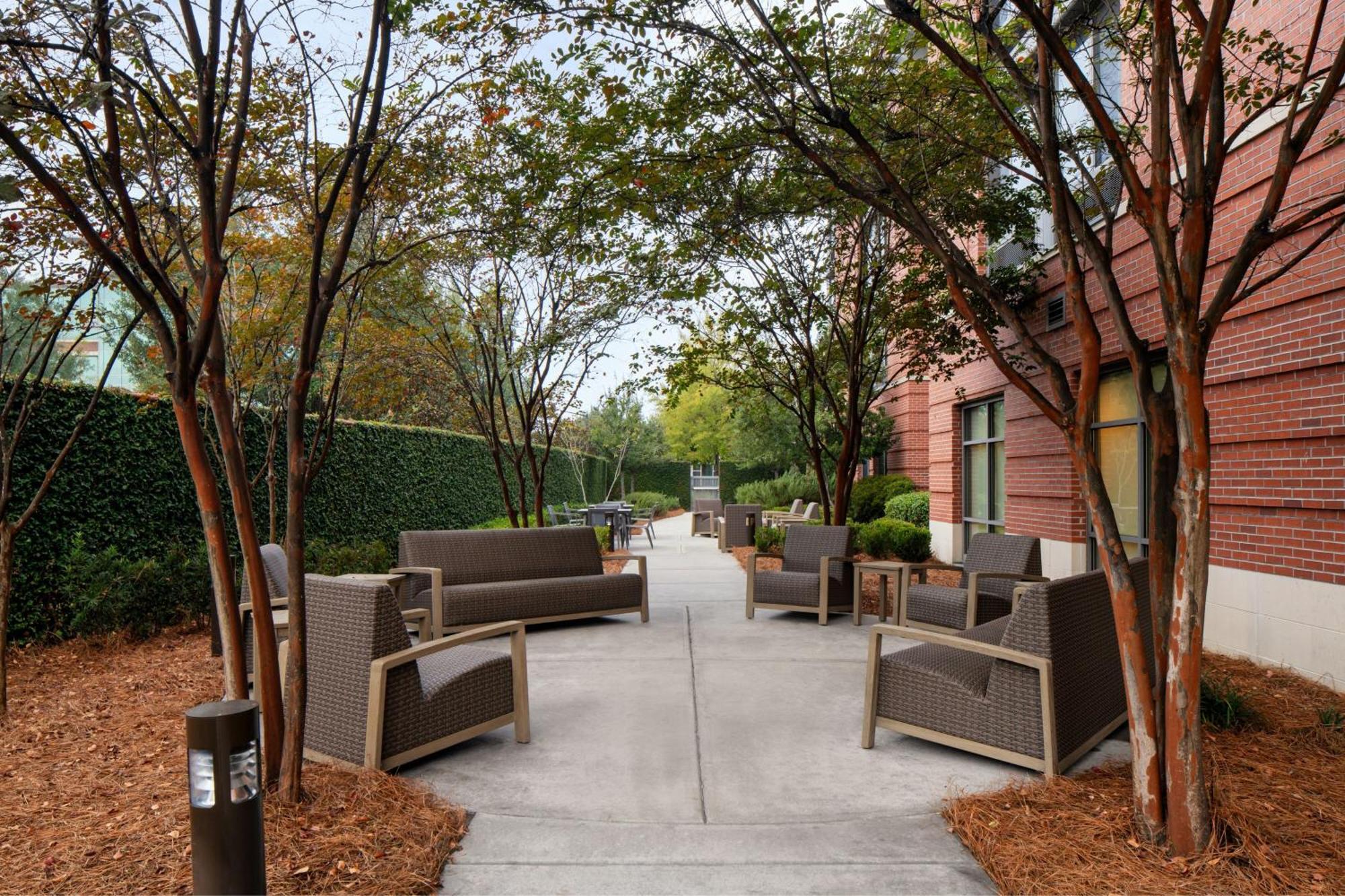 Courtyard By Marriott Charleston Summerville Exterior foto